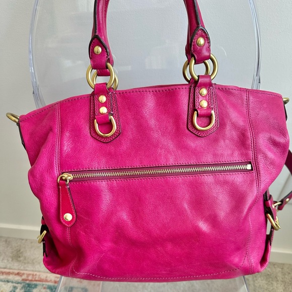 Coach Madison Magenta Bag - Picture 3 of 7